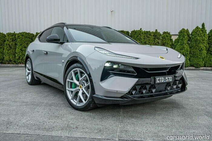 La casa automobilistica che ha rinunciato ai motori a benzina sta costruendo il suo modello più potente di sempre | Carscoops